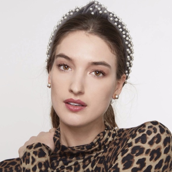 Lele Sadoughi Accessories - Lele Sadoughi Ivory Graphite Velvet Headband